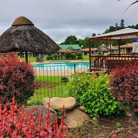 Gooderson Leisure Riverbend Chalets Self Catering And Timeshare Gold Crown Resort Дракенсберг Гардън Екстериор снимка