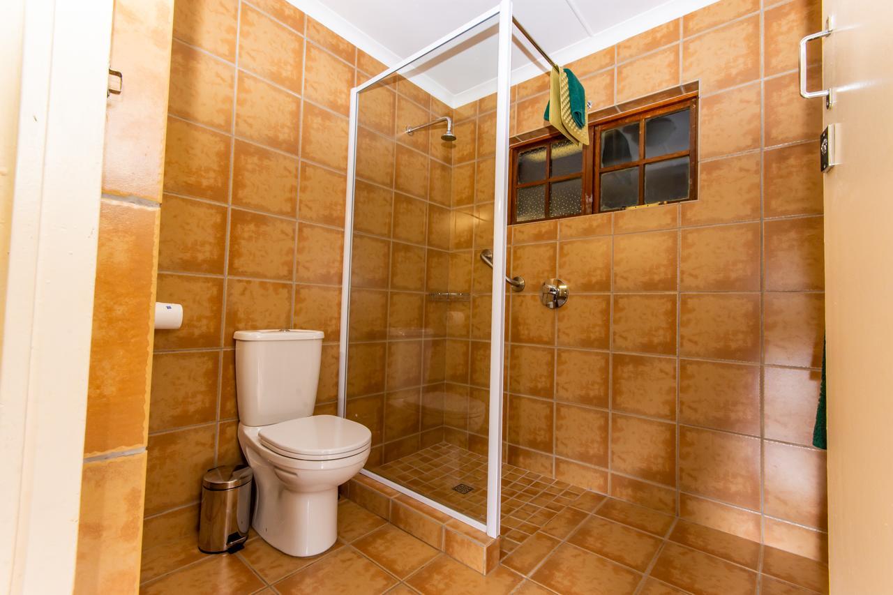 Gooderson Leisure Riverbend Chalets Self Catering And Timeshare Gold Crown Resort Дракенсберг Гардън Екстериор снимка
