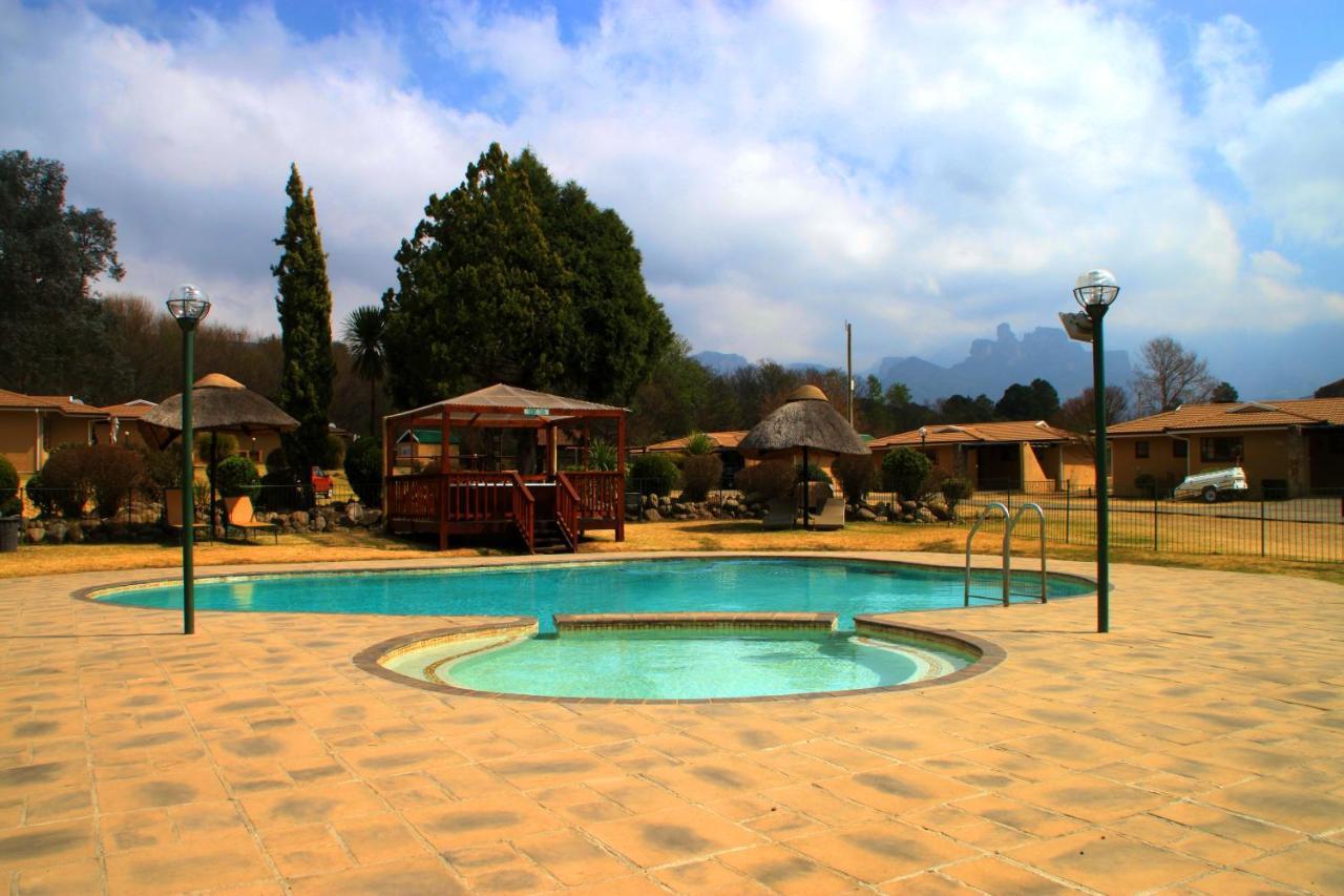 Gooderson Leisure Riverbend Chalets Self Catering And Timeshare Gold Crown Resort Дракенсберг Гардън Екстериор снимка
